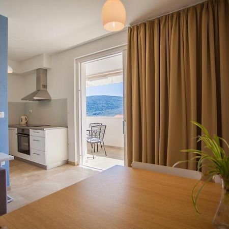 Apartman Pinja Cres Exterior photo