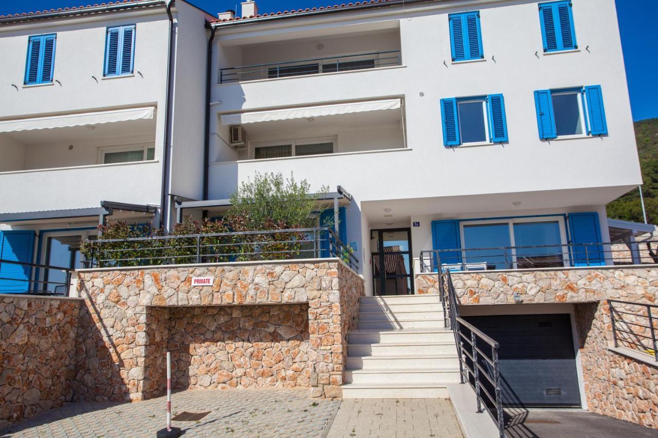Apartman Pinja Cres Exterior photo