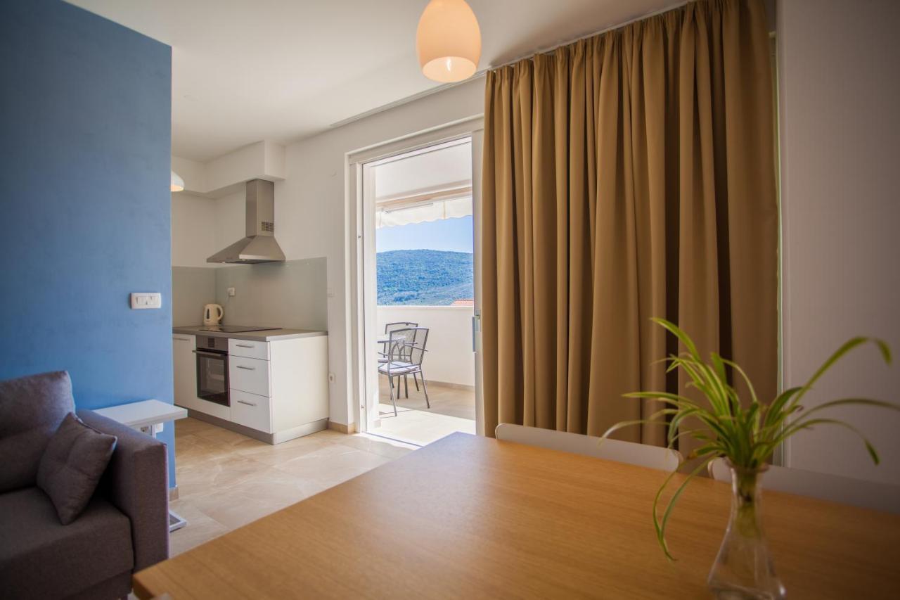 Apartman Pinja Cres Exterior photo